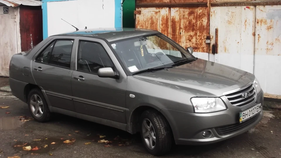 Chery Amulet мокрий асфальт 3