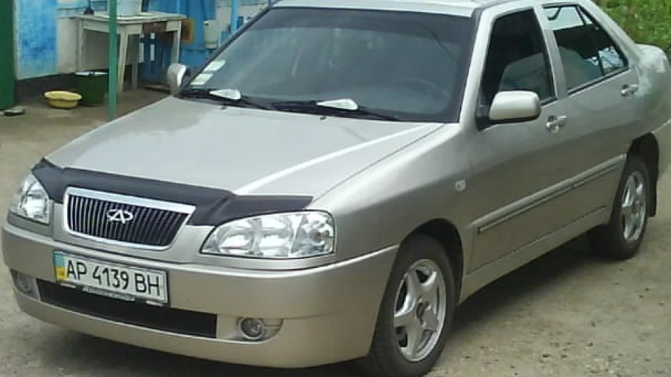 Chery Amulet сірий металік 1.6 3