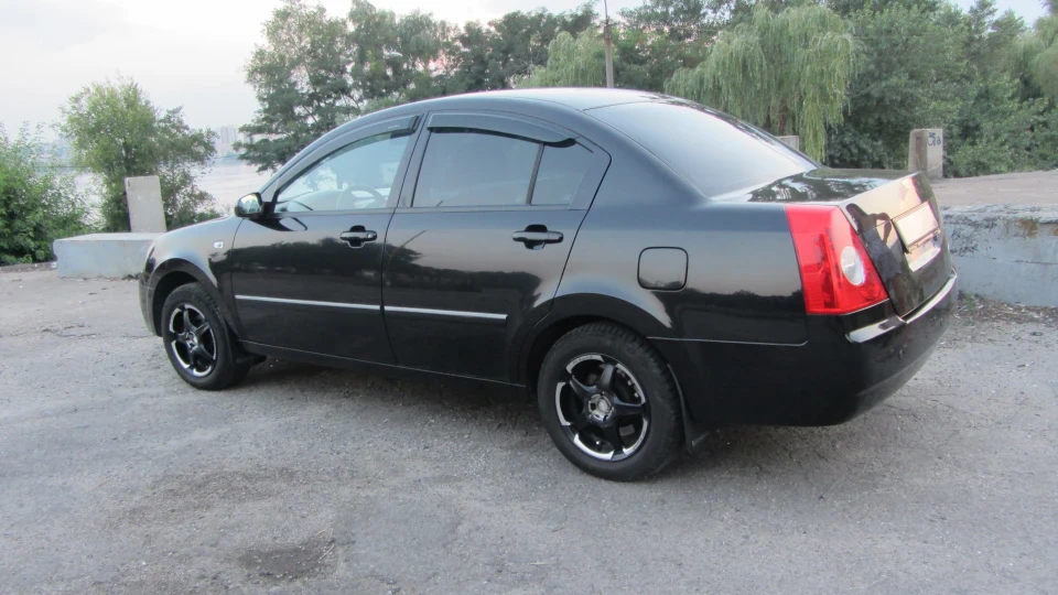 Chery Elara чорна еларка 4