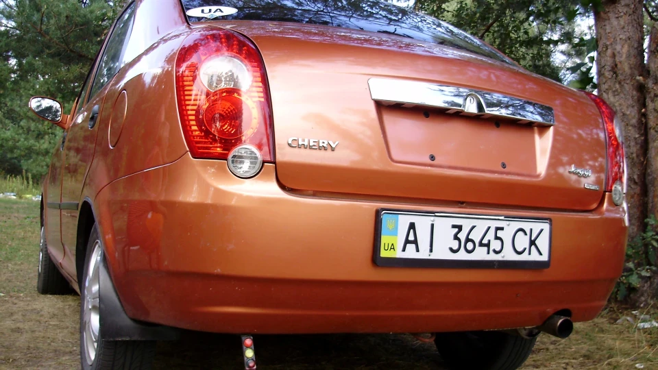 Chery Jaggi Помаранчевий металік 3