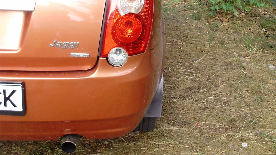 Chery Jaggi Помаранчевий металік 4