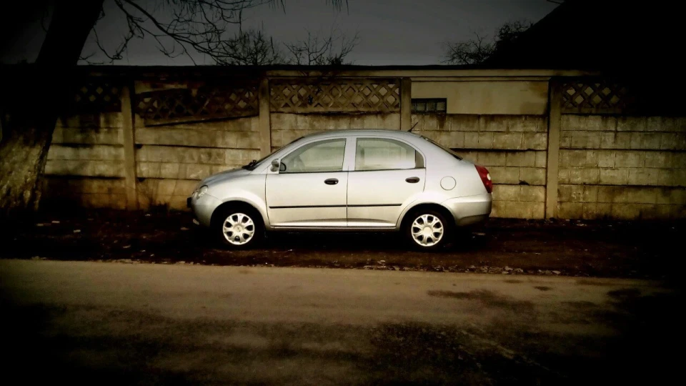 Chery Jaggi SILVER SUBMARINE 2