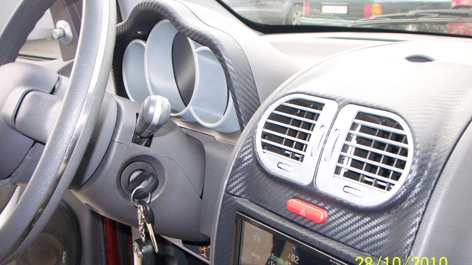 Chery Kimo бордовая рукавичка 2