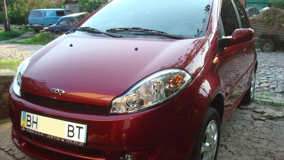 Chery Kimo Червоний металік