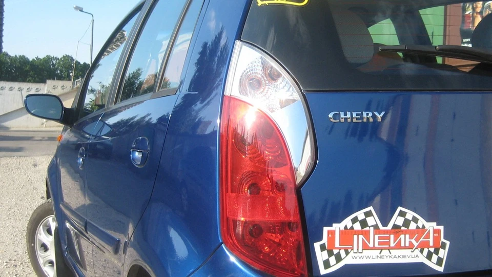 Chery Kimo Синьоочок 5