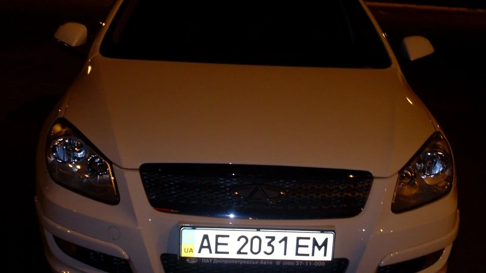 Chery M11 білий металік 5