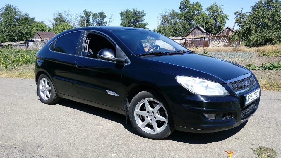Chery M11 Чорна красуня 4