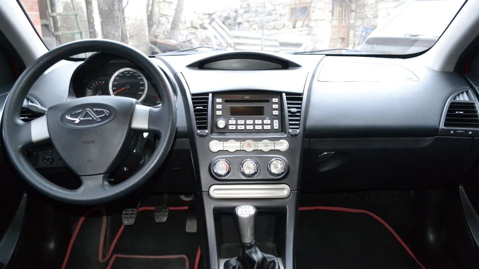 Chery M11 червона Angry Birds 3