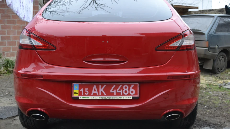 Chery M11 червона Angry Birds 4