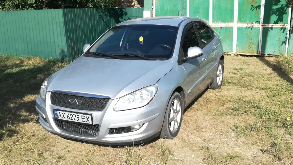 Chery M11 Сріблястий металік