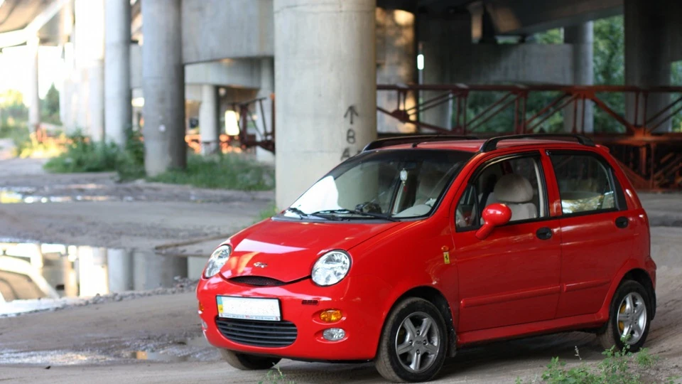 Chery QQ _ little Ferrari _