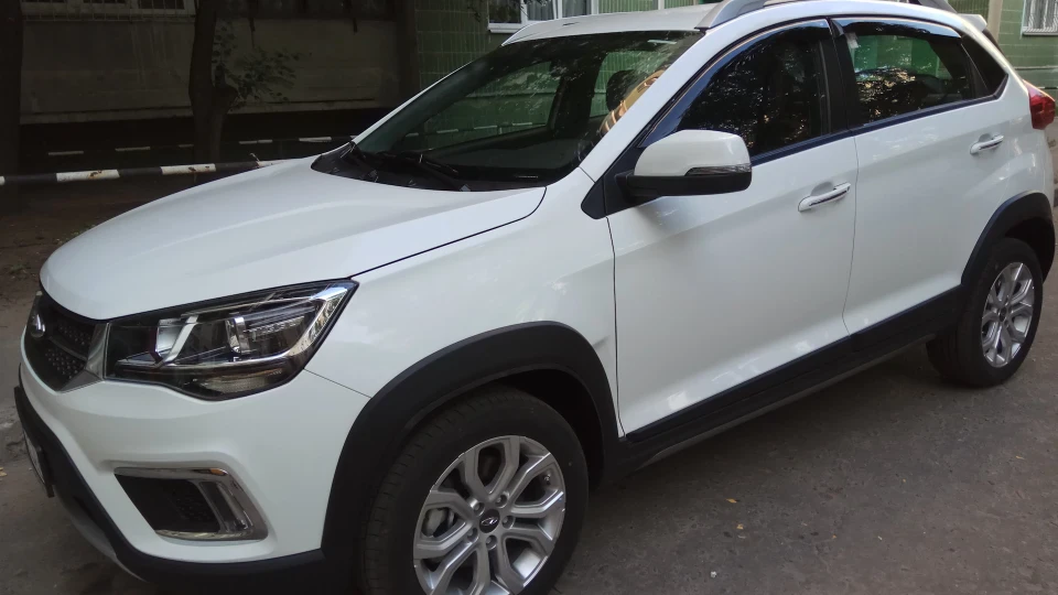 Chery Tiggo 2 EXTRA WHITE