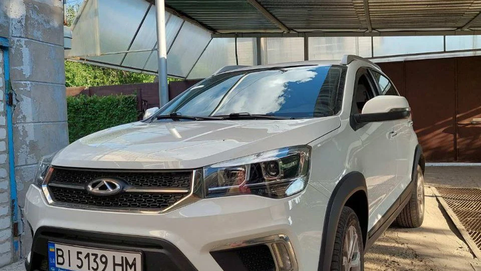 Chery Tiggo 2 Помідор