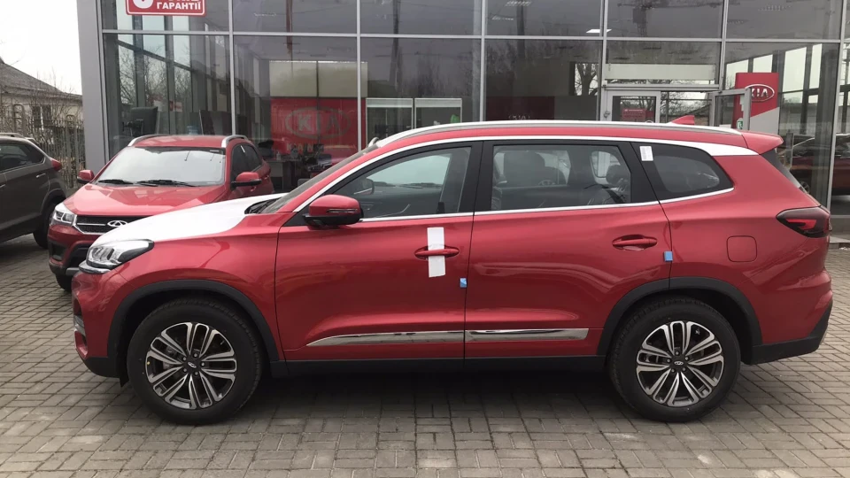 Chery Tiggo 8 червона красуня 2