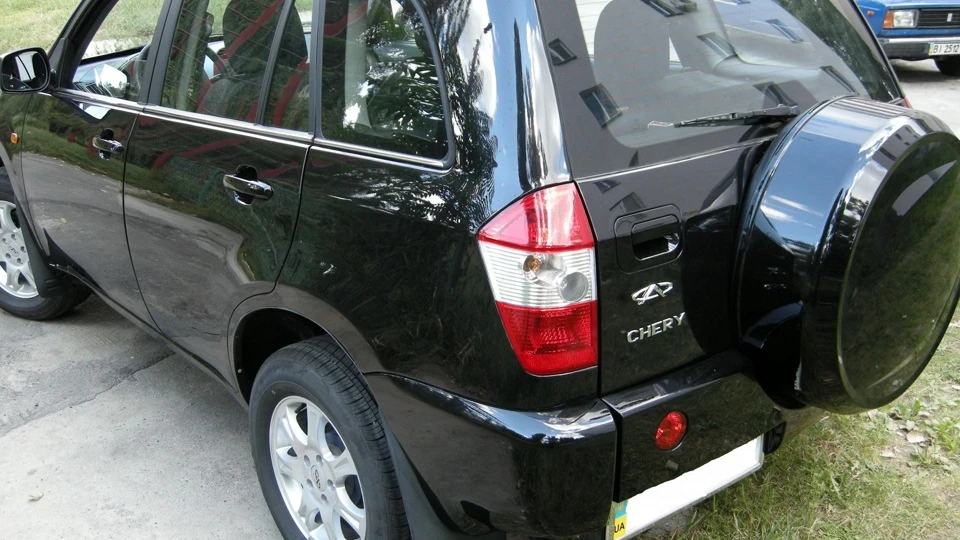 Chery Tiggo 1,8 4