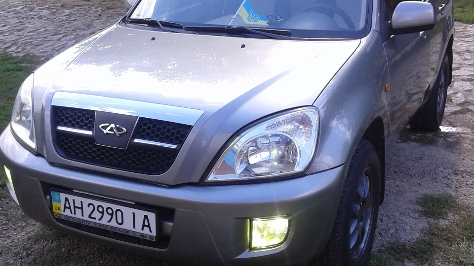 Chery Tiggo 2,4