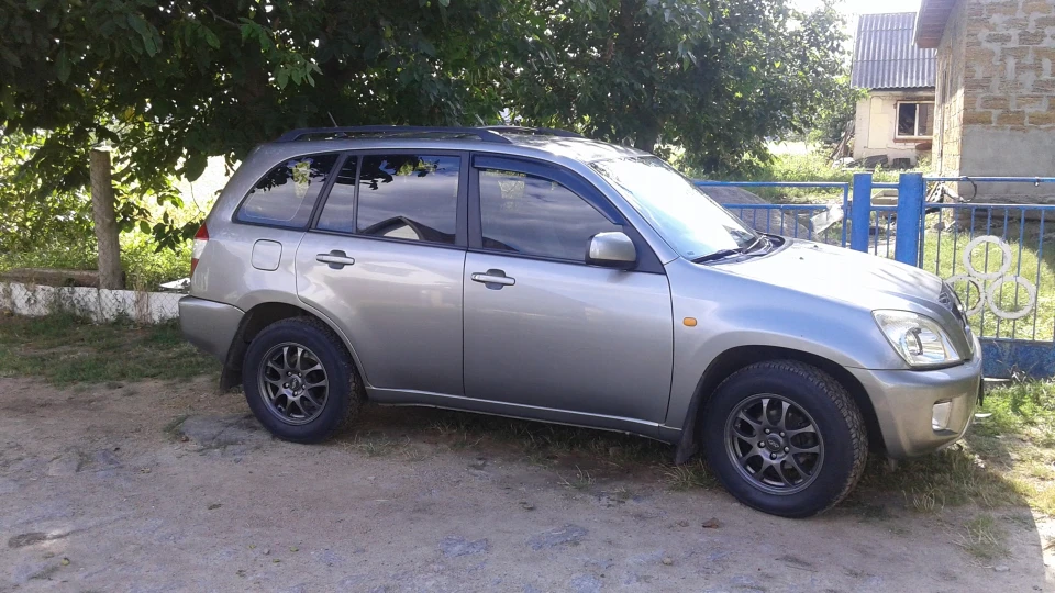 Chery Tiggo 2,4 3