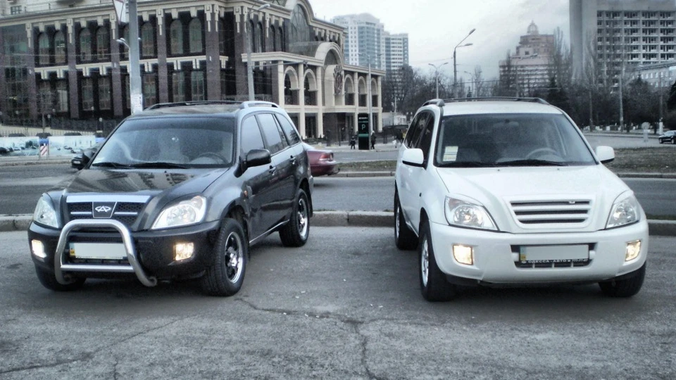 Chery Tiggo Білий Тигррр 4