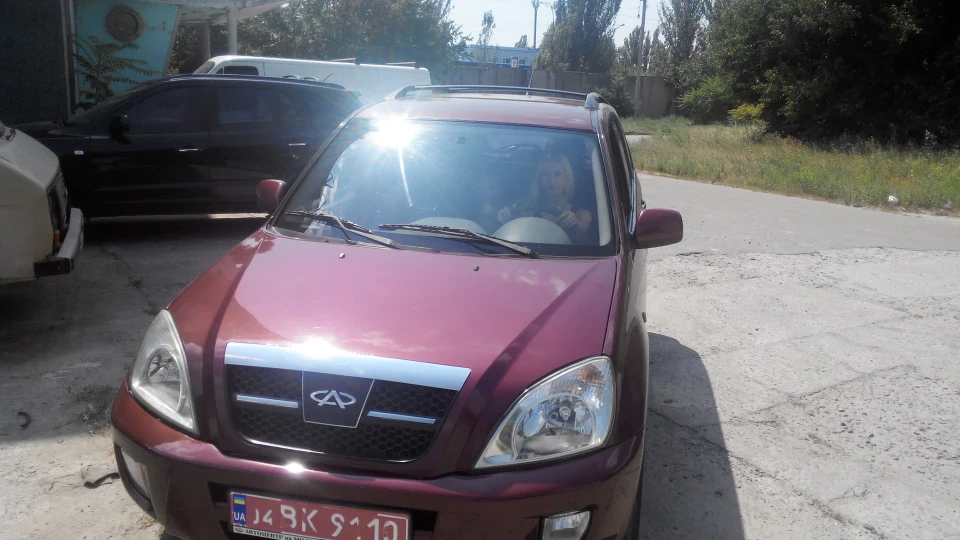 Chery Tiggo Справжня ВИШНЯ 3