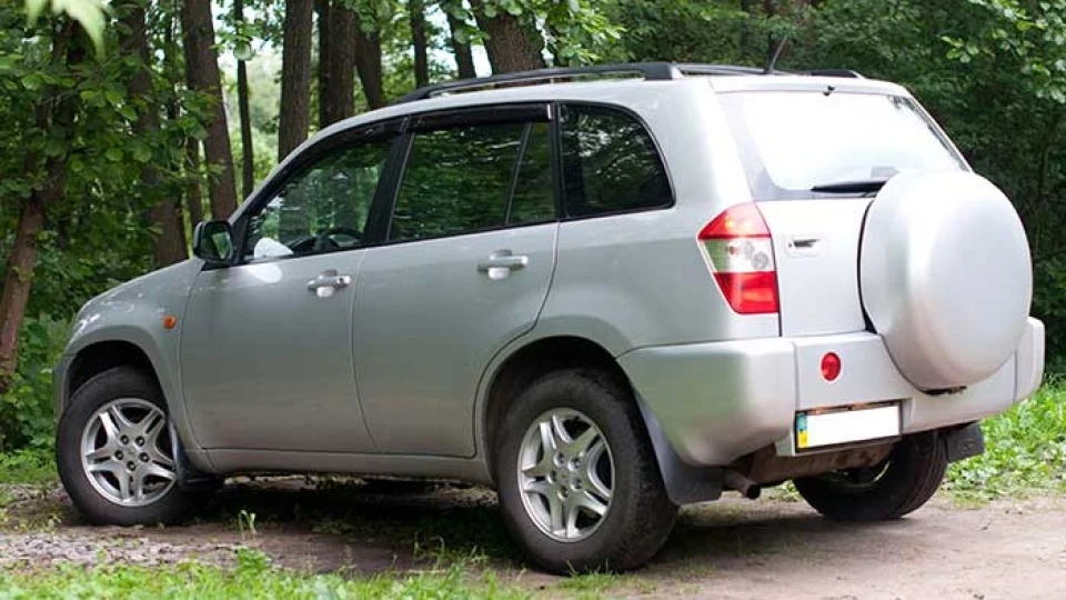 Chery Tiggo іржаве відро 2