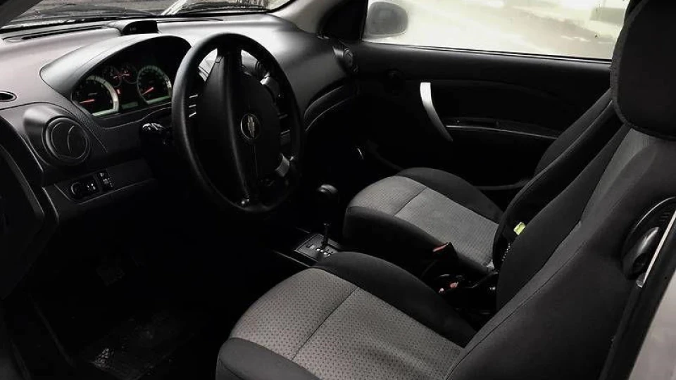 Chevrolet Aveo 3-door 1.5 AT 4