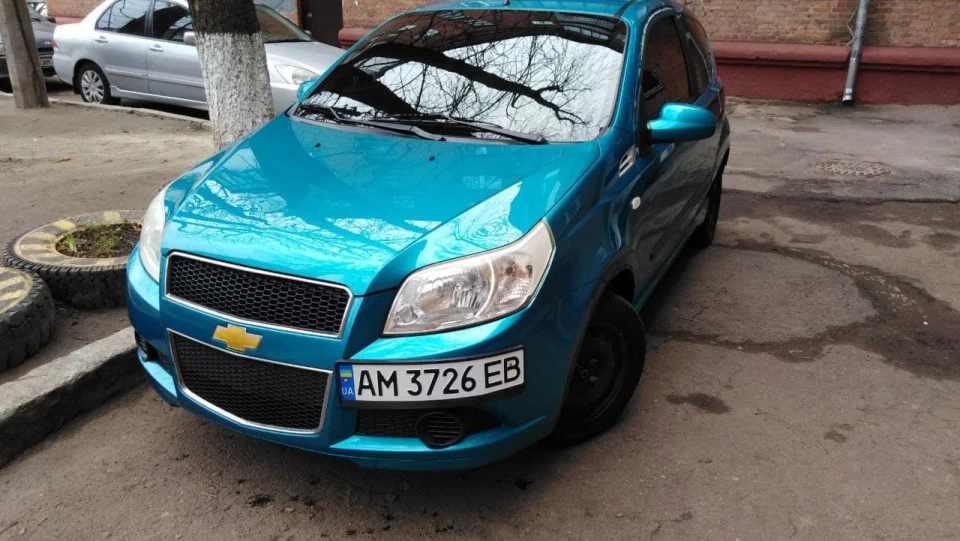 Chevrolet Aveo 3-door Fayence Uni 16U