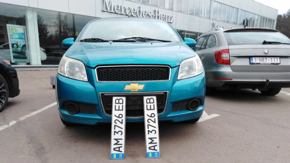 Chevrolet Aveo 3-door Fayence Uni 16U 2