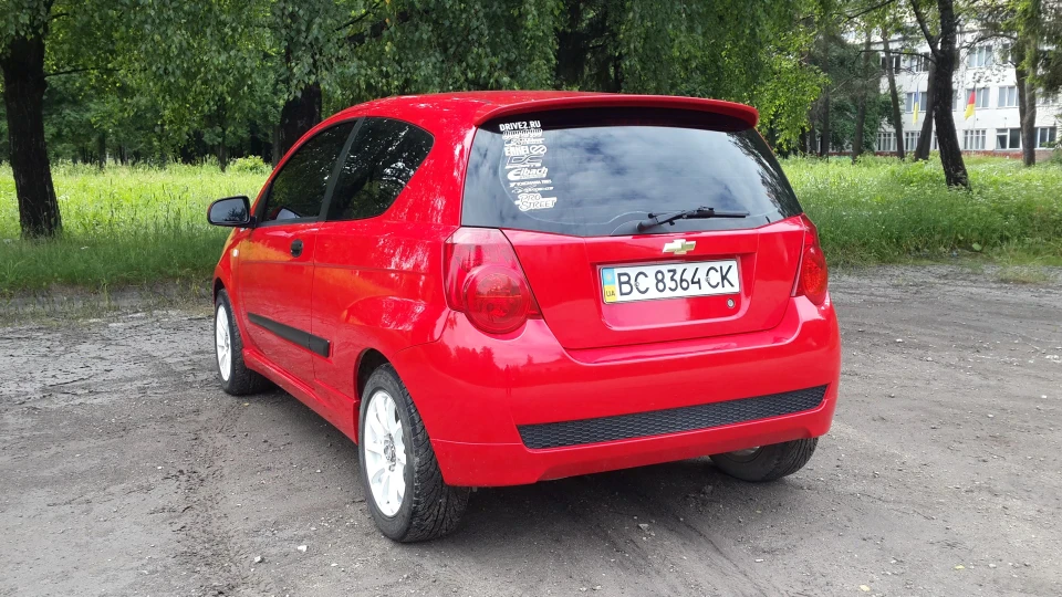 Chevrolet Aveo 3-door HotHatch 2