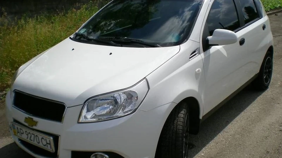 Chevrolet Aveo 5-door 3