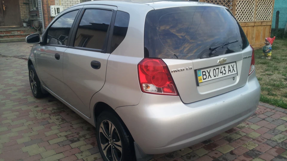 Chevrolet Aveo 5-door 3