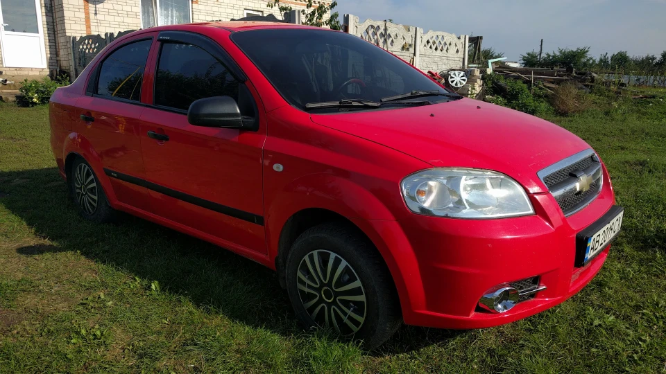 Chevrolet Aveo 5-door 4