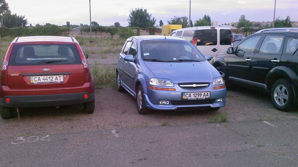Chevrolet Aveo 5-door 4