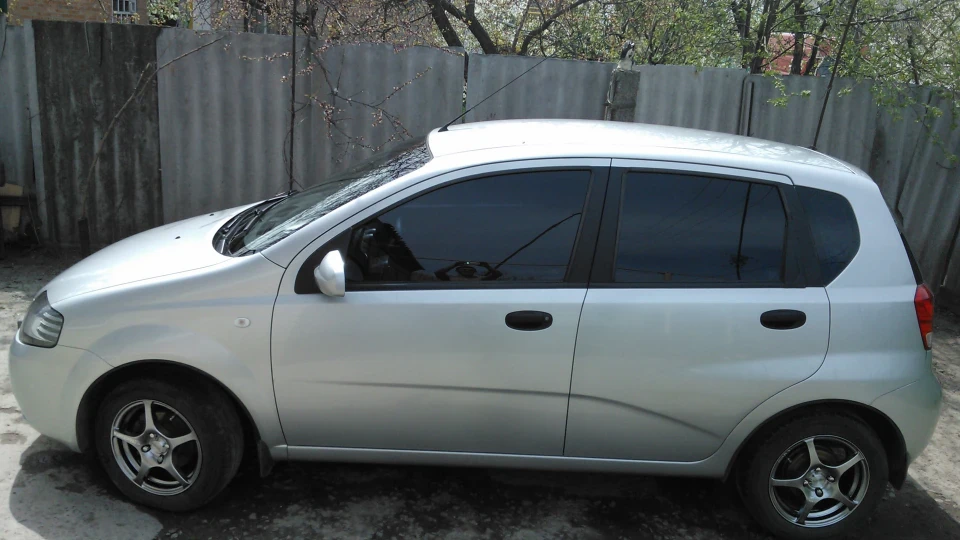 Chevrolet Aveo 5-door 1.5 2