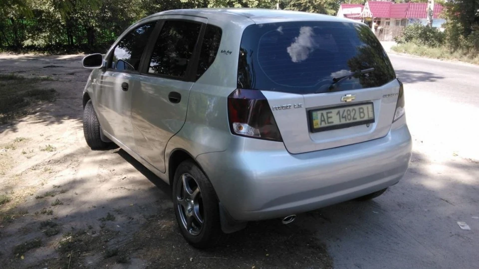 Chevrolet Aveo 5-door 1.5 4