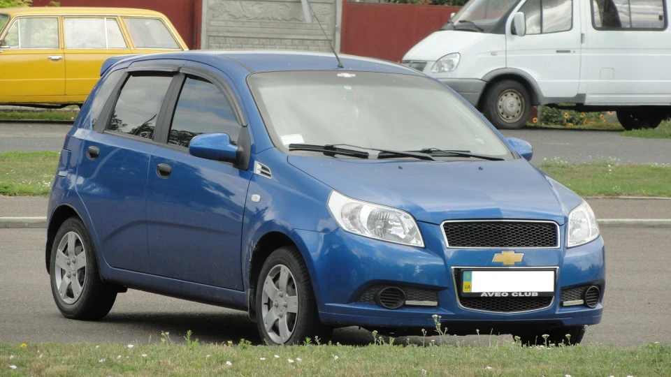 Chevrolet Aveo 5-door Авейка Синя Ластівка