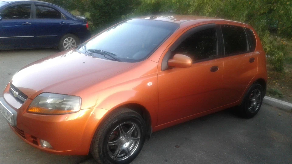 Chevrolet Aveo 5-door Aveo LS 2