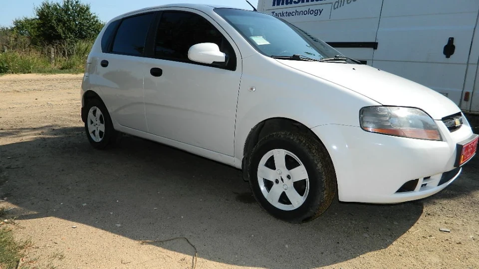 Chevrolet Aveo 5-door Білка