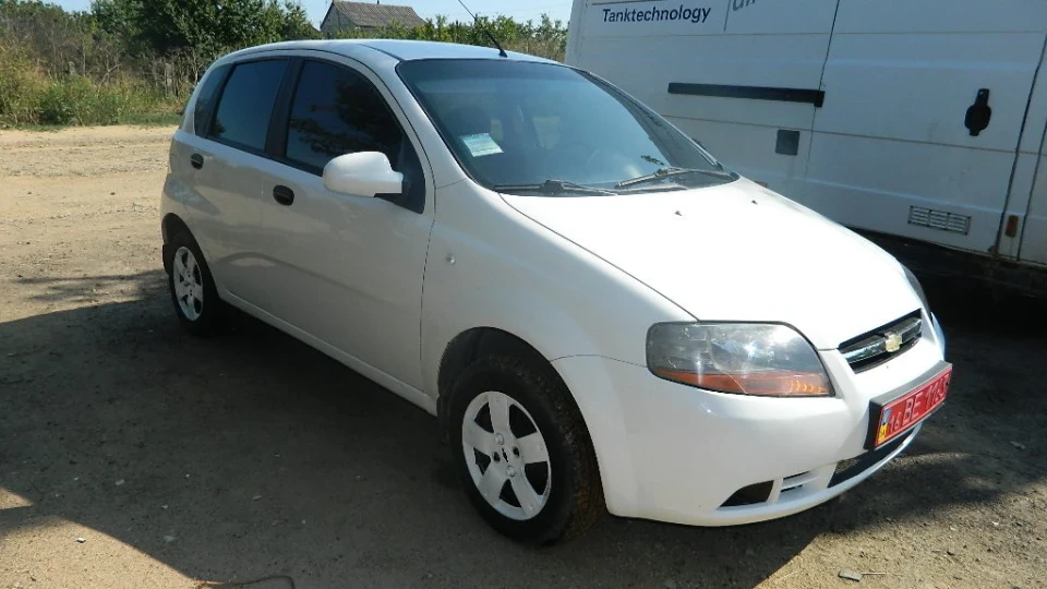 Chevrolet Aveo 5-door Білка 3