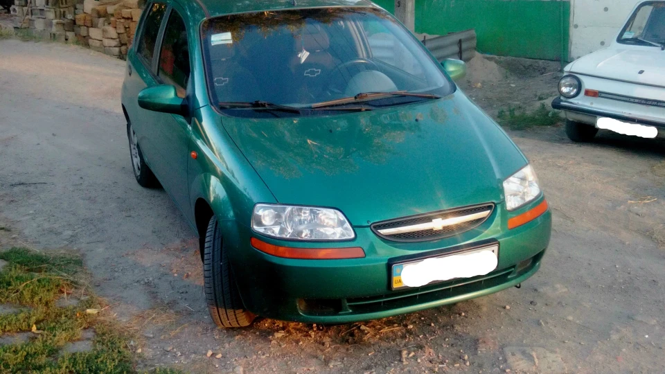 Chevrolet Aveo 5-door Green Energy 4