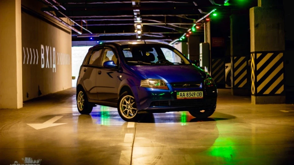 Chevrolet Aveo 5-door ♬ Limited Edition シ 5
