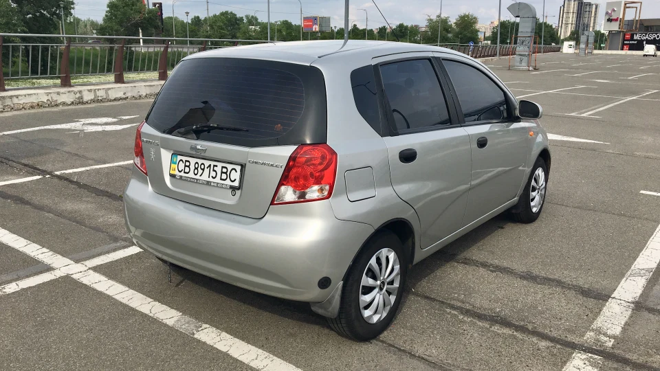 Chevrolet Aveo 5-door Малятко 2