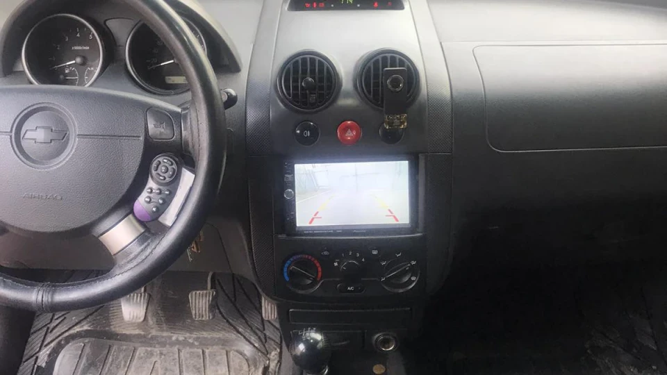 Chevrolet Aveo 5-door Red Cat 2