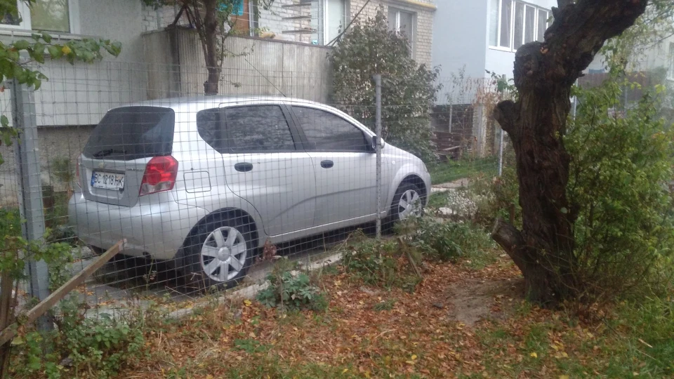 Chevrolet Aveo 5-door Шеви 2