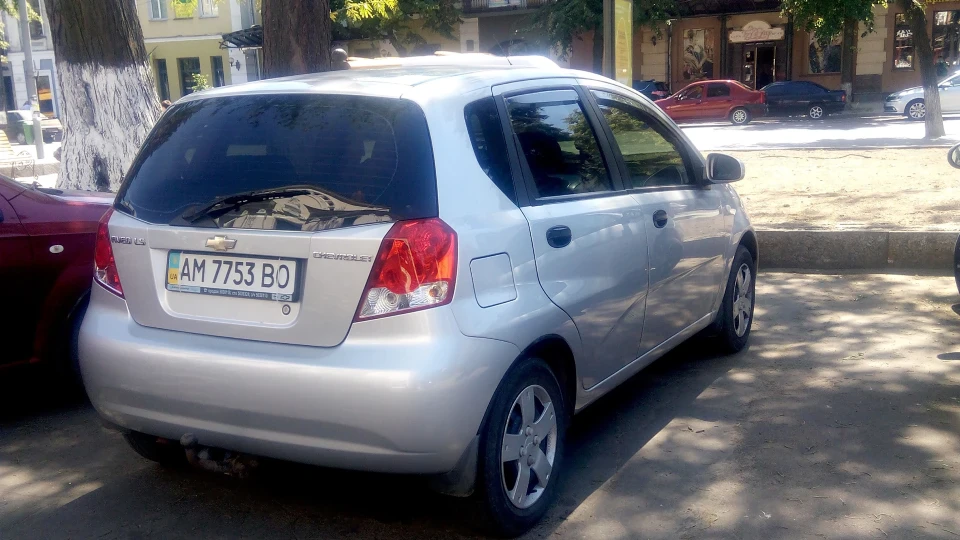 Chevrolet Aveo 5-door Шеврик 2
