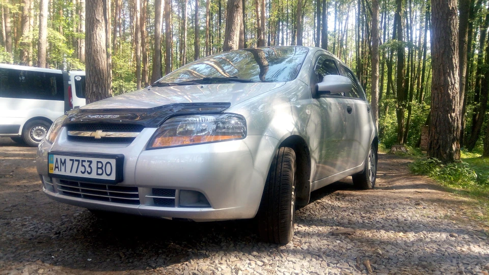 Chevrolet Aveo 5-door Шеврик 4