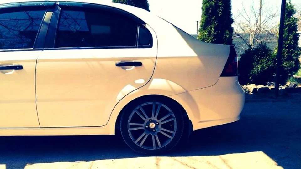 Chevrolet Aveo Sedan 2