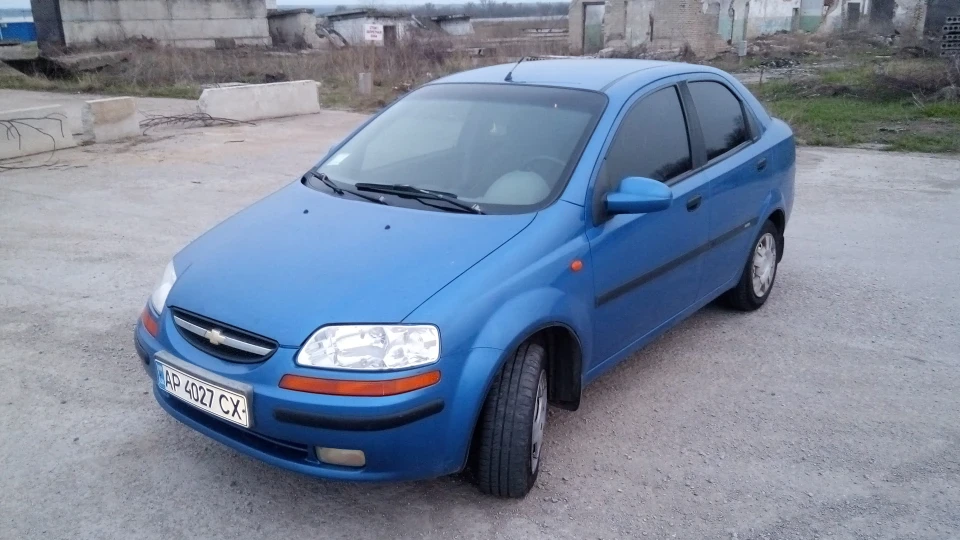 Chevrolet Aveo Sedan 2