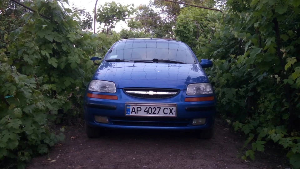 Chevrolet Aveo Sedan 3