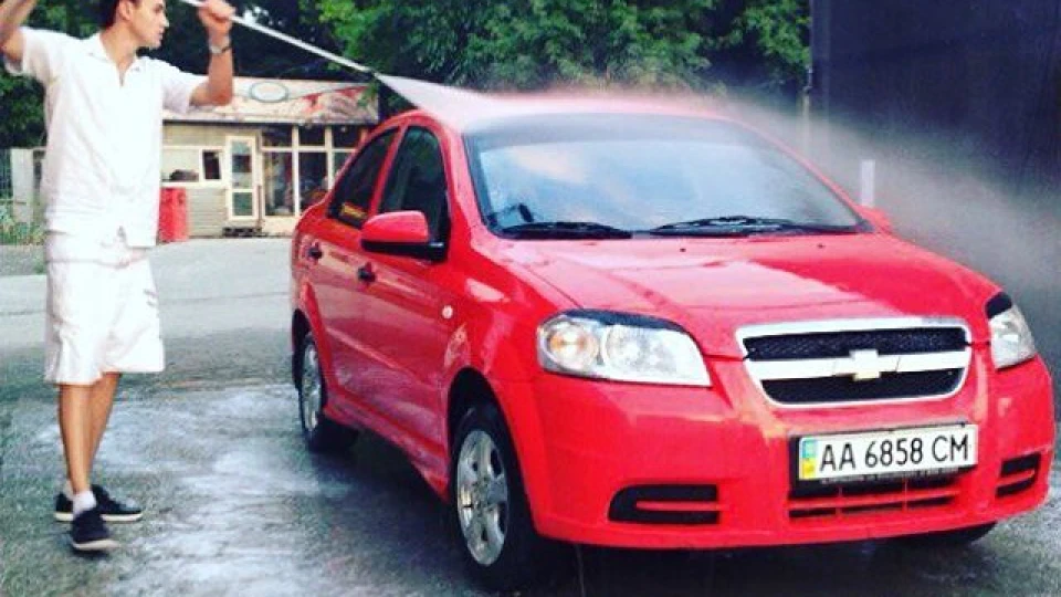 Chevrolet Aveo Sedan 2