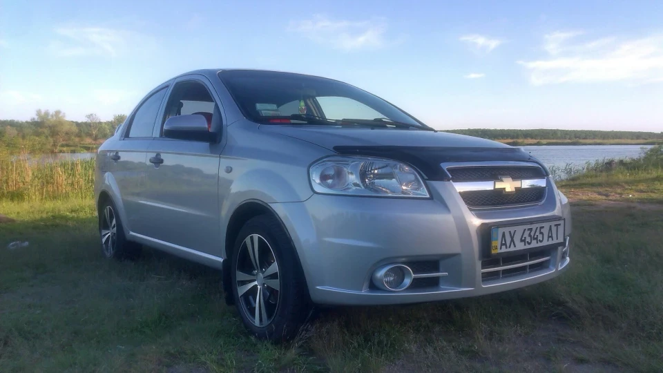 Chevrolet Aveo Sedan 5